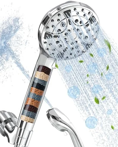 High pressure filtered shower head spray